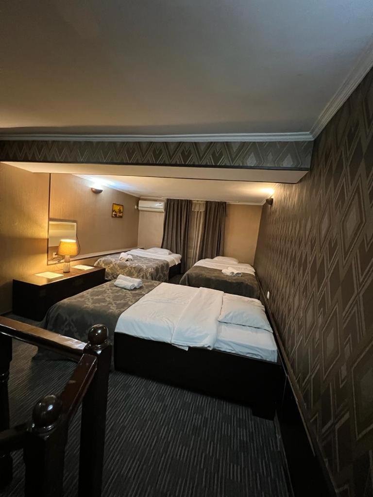 Elno Hotel Tbilissi Extérieur photo