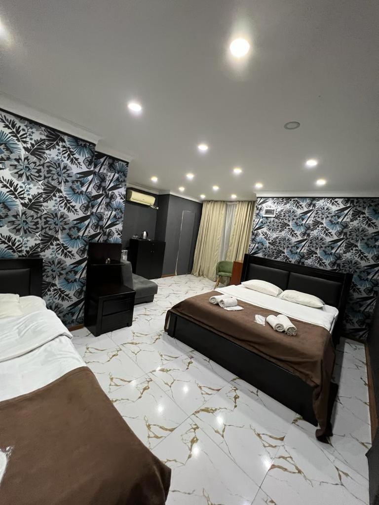 Elno Hotel Tbilissi Extérieur photo
