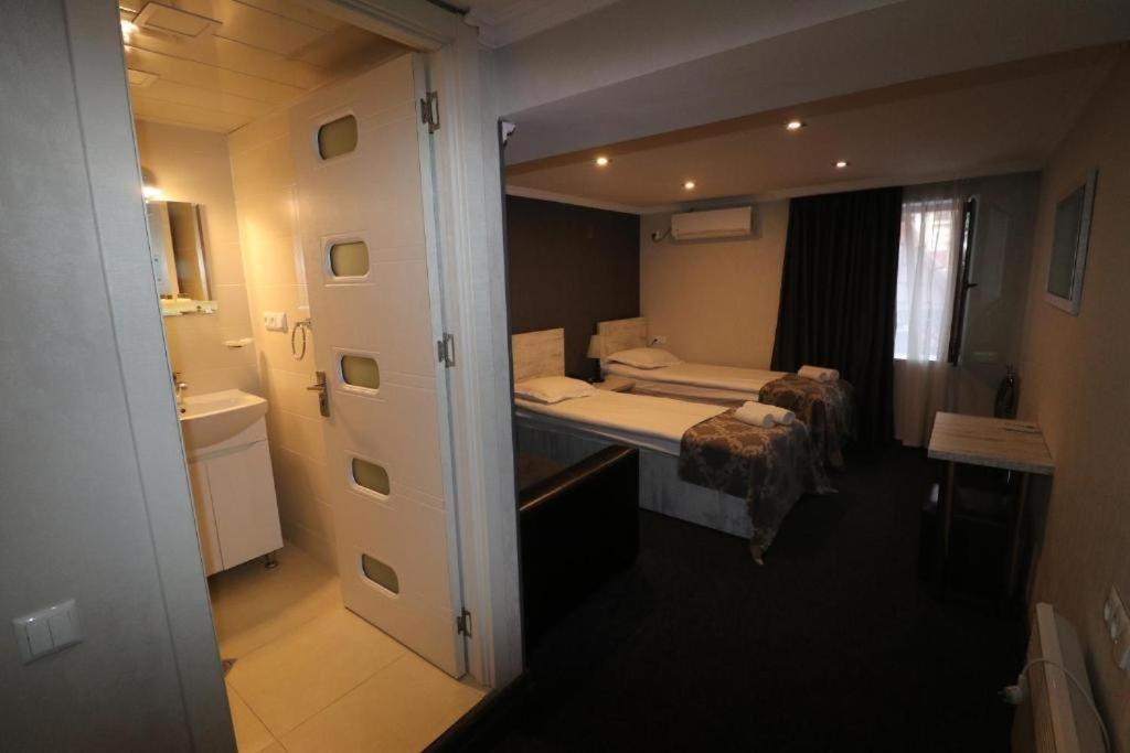 Elno Hotel Tbilissi Extérieur photo