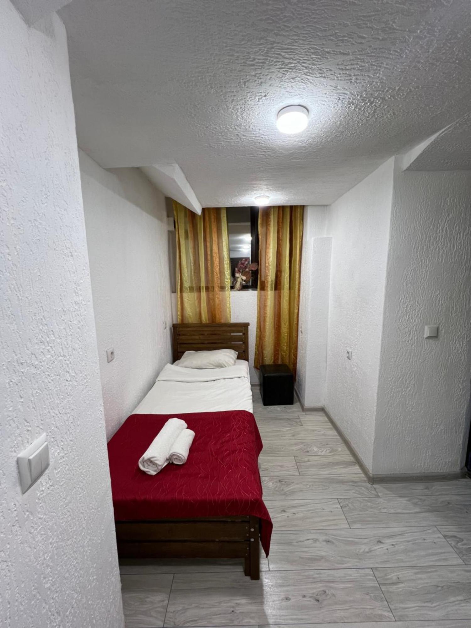 Elno Hotel Tbilissi Extérieur photo