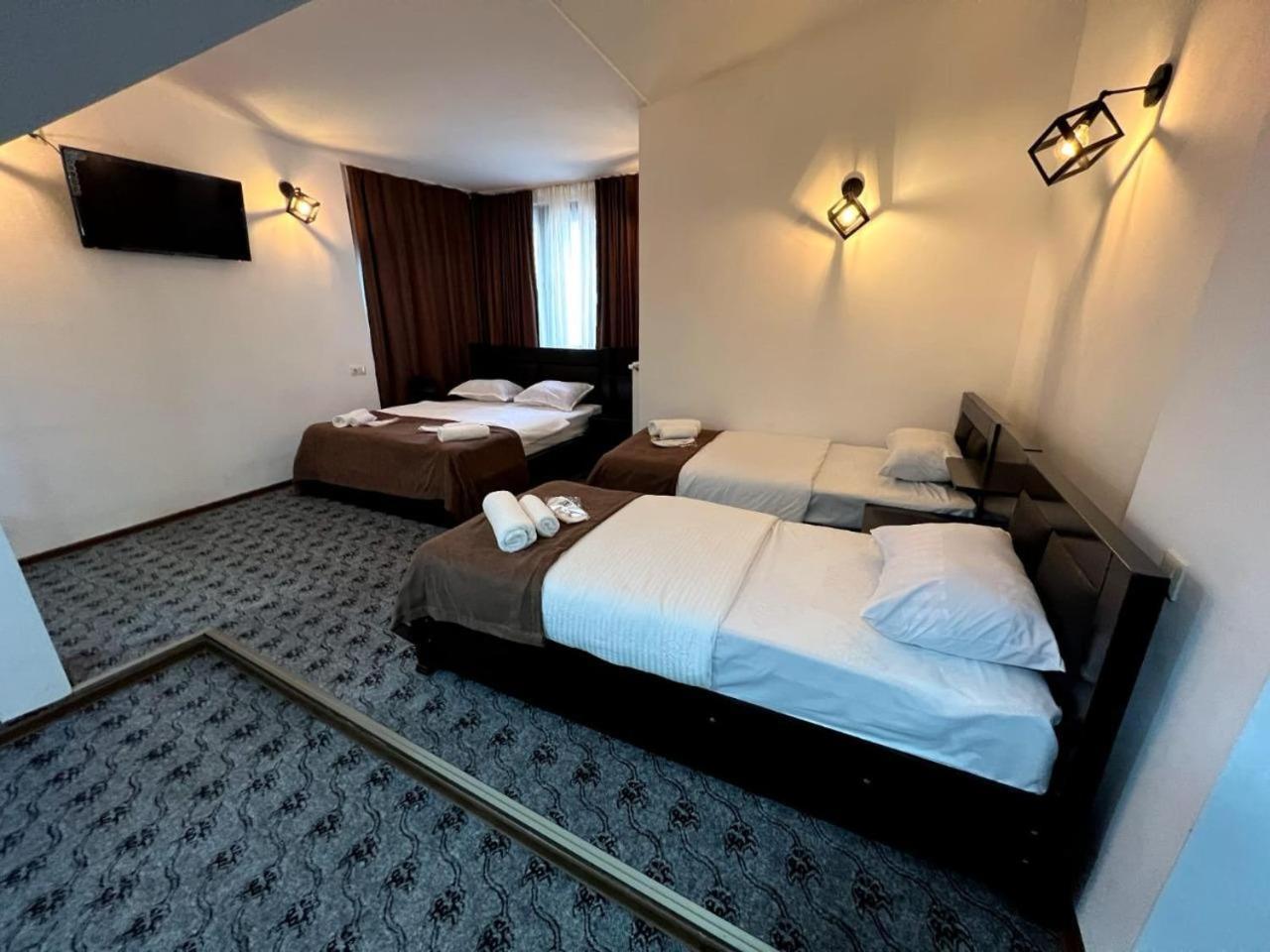Elno Hotel Tbilissi Extérieur photo